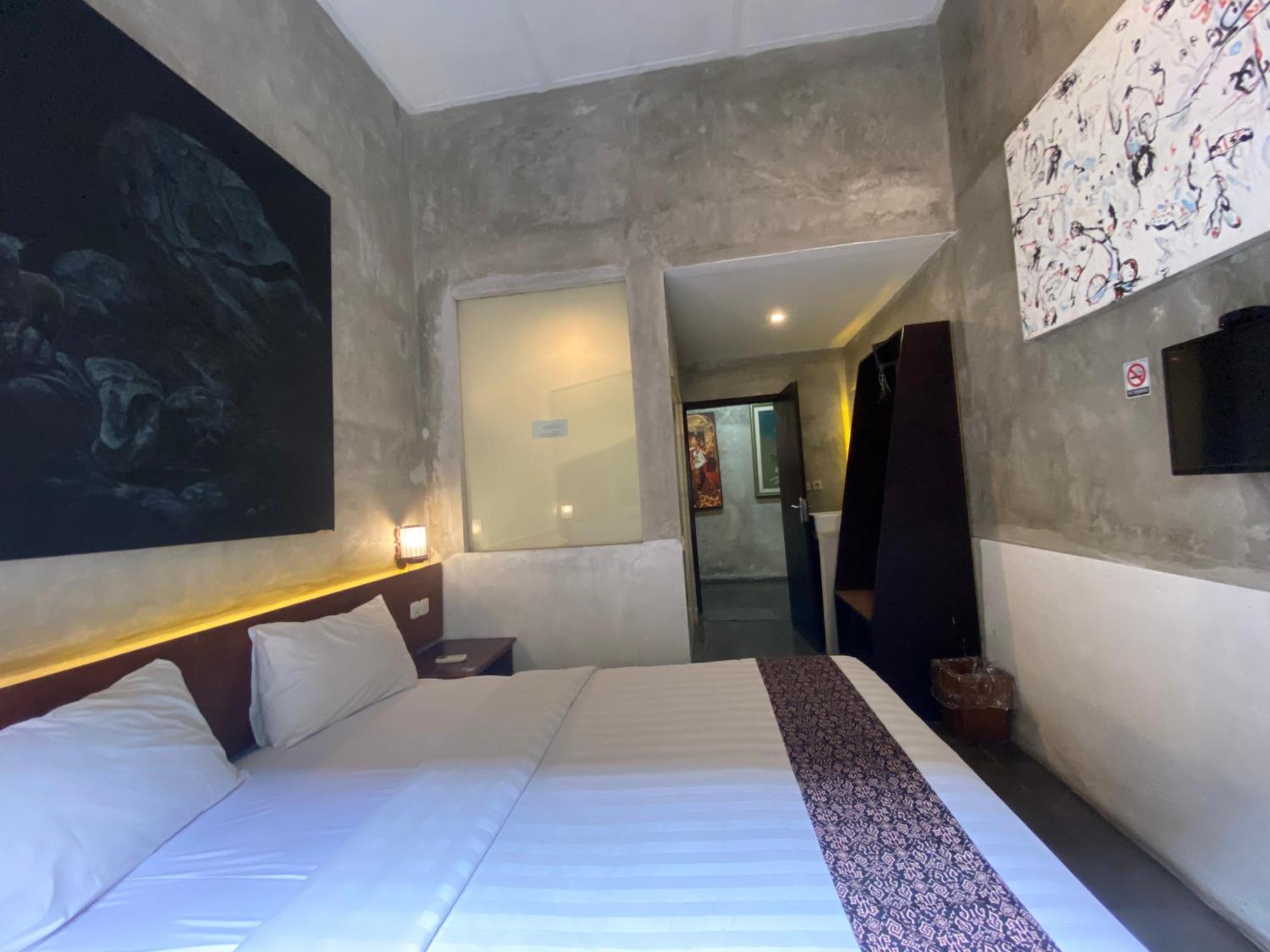 Watu Agung Guest House Magelang Esterno foto